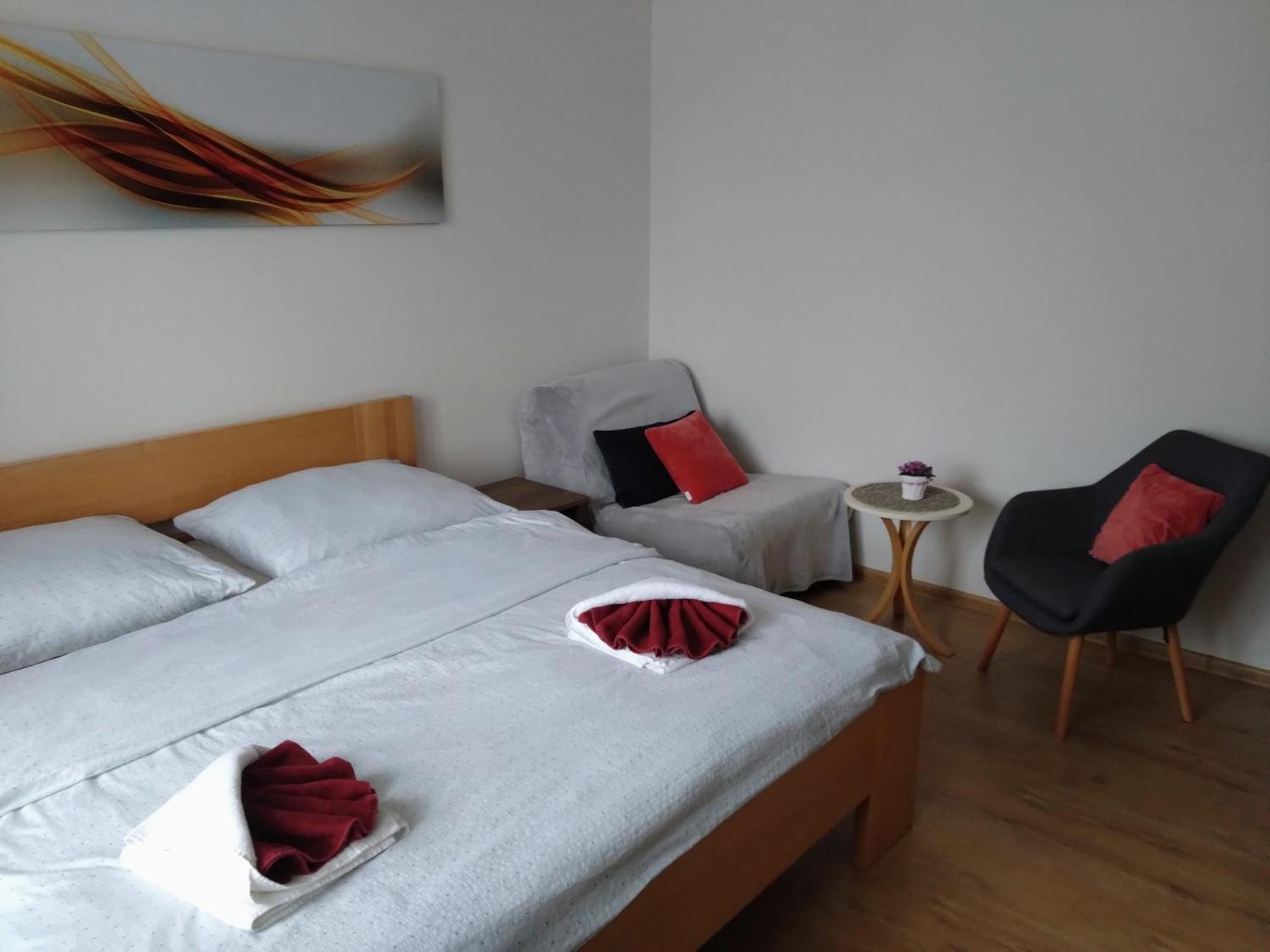 Bile Domky Daire Lednice Dış mekan fotoğraf