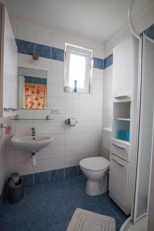 Bile Domky Daire Lednice Dış mekan fotoğraf